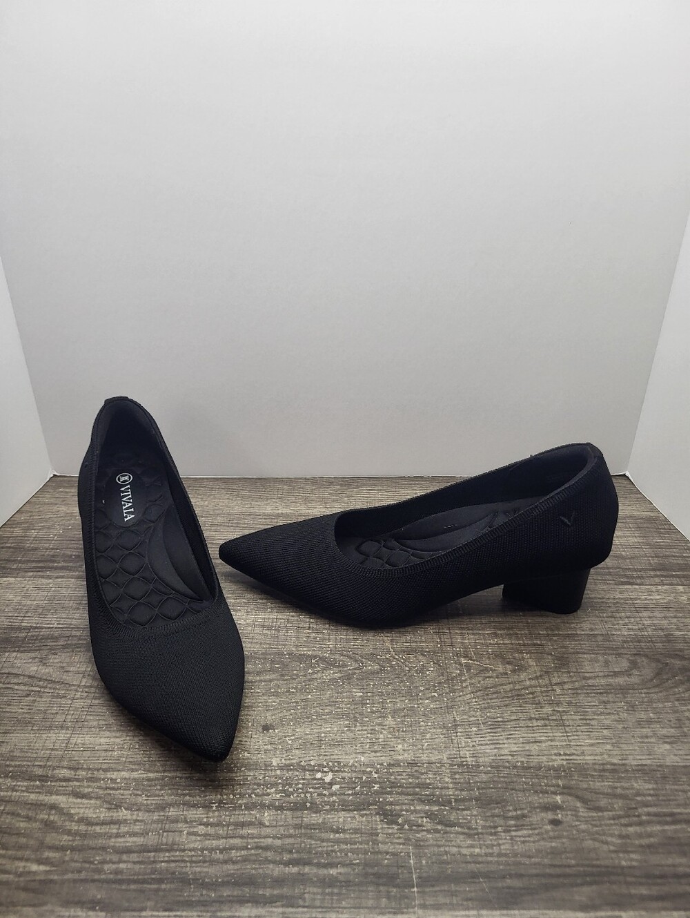 Vivaia Black Pumps Shoes Chunky Heel Women's Size 37.5EU US 7